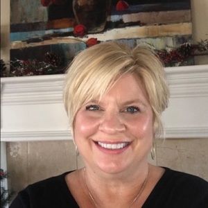 Meet your Posher, Cheryl